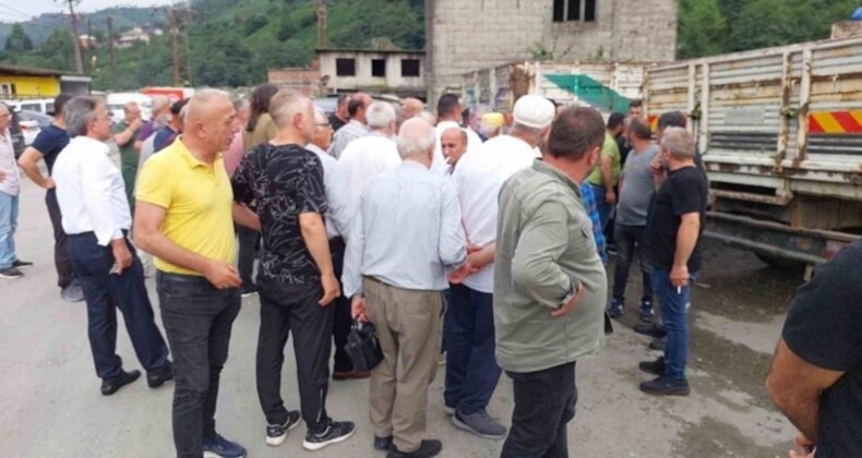 Çay üreticileri özel sektörü protesto etti