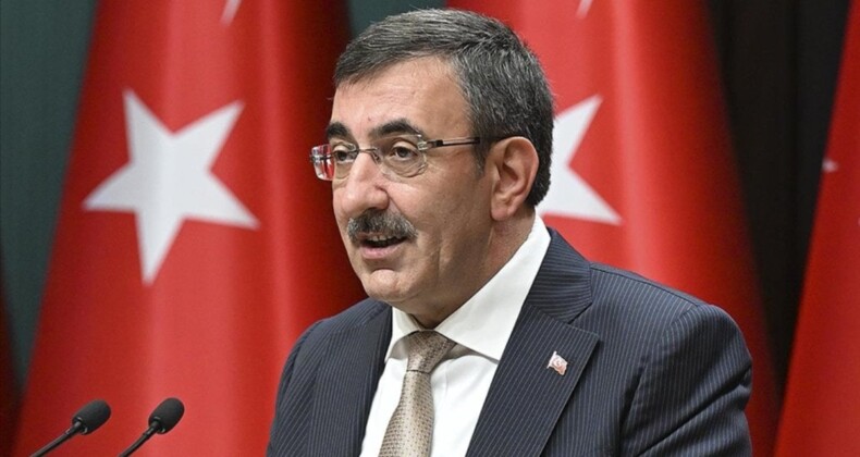 Cevdet Yılmaz: Kamuda açık kaynak kodlu yazılımlar yaygınlaştırılıyor