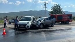 Denizli’de feci kaza… Aynı yöne giden 2 otomobil çarpıştı: 6 yaralı