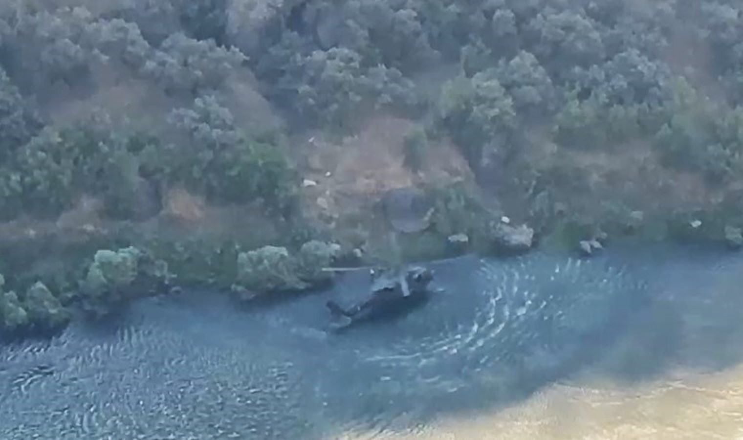 Dicle Nehri’nde cisim patladı: 1 ağır yaralı