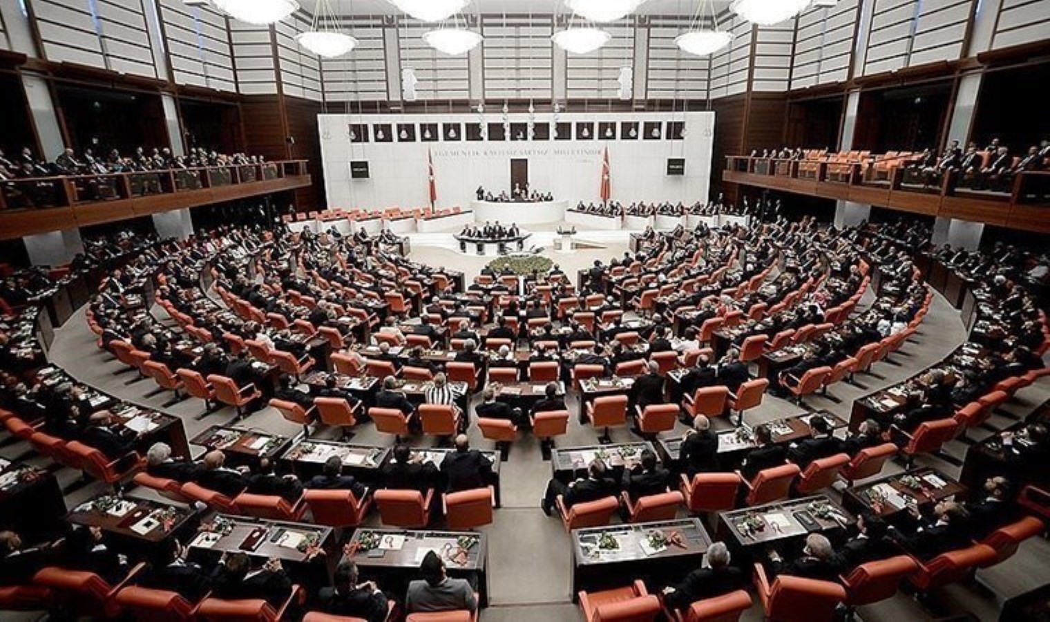 En düşük emekli maaşına ilişkin düzenleme komisyonda