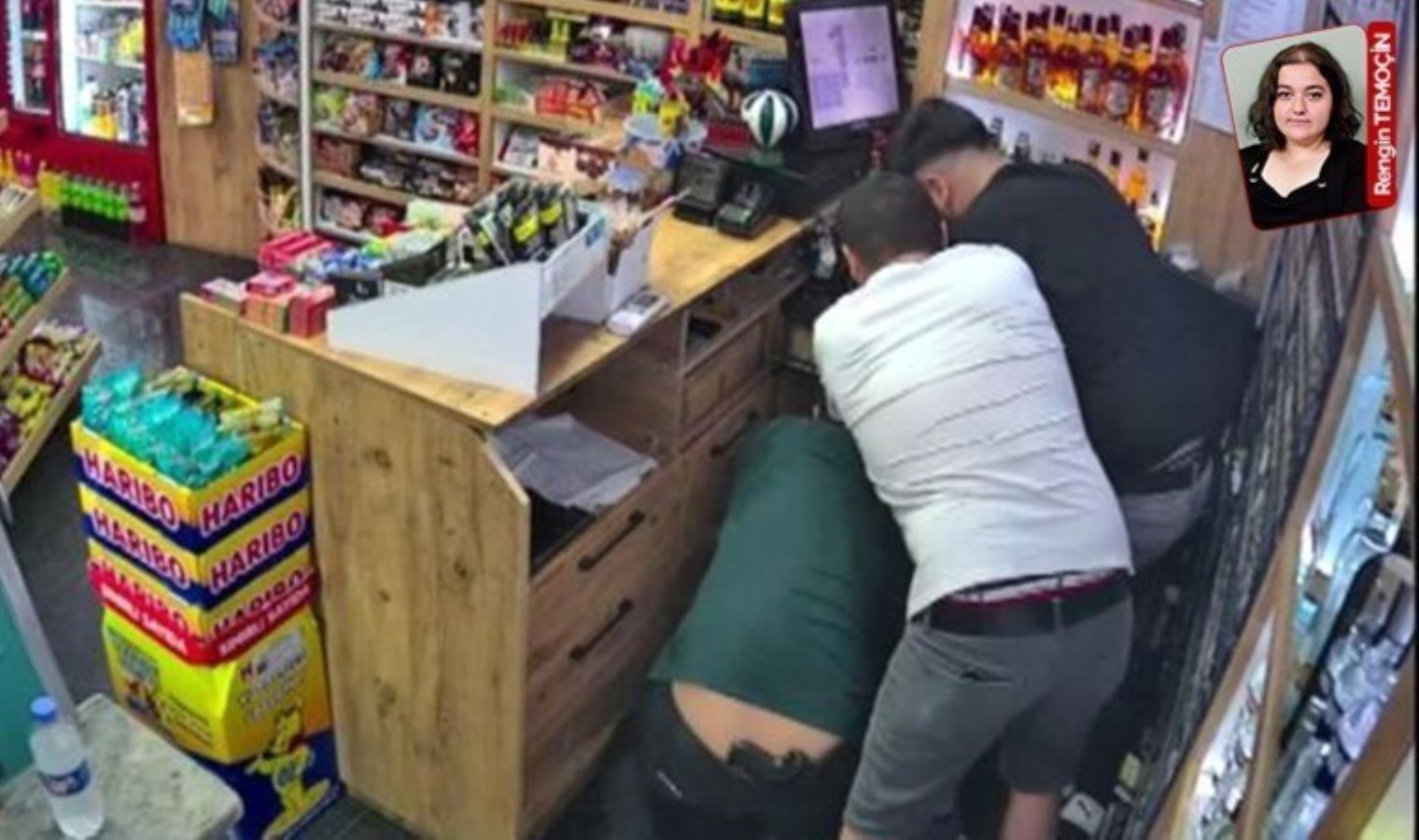 Esenyurt tekel bayi cinayetinin duruşması görüldü: “Babamı bulamadılar, kardeşimi öldürdüler”