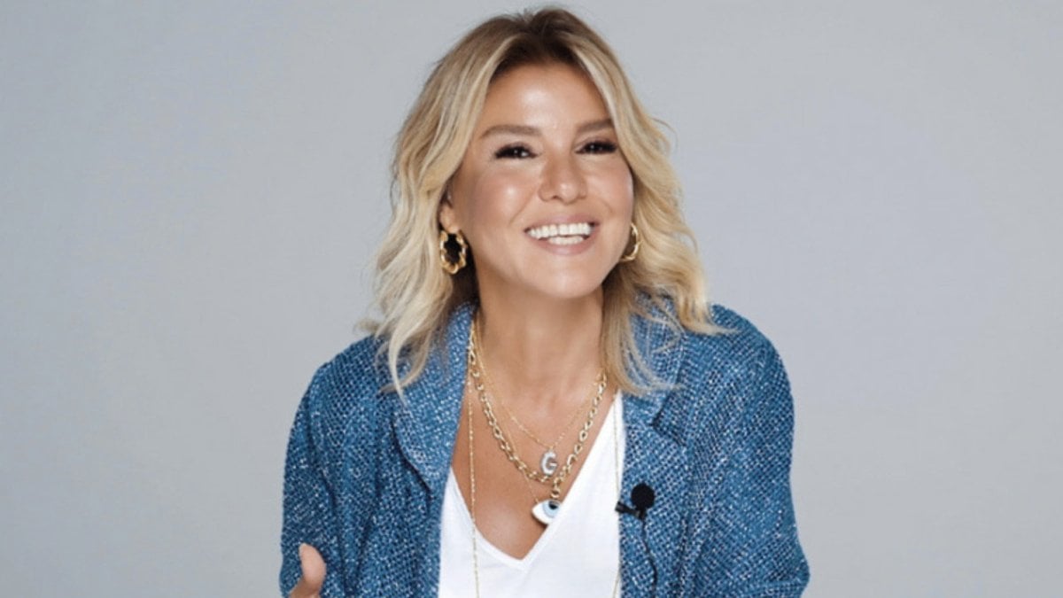 Gülben Ergen’in gençlik sırrı: Sivilcesiz cildi ona borçlu