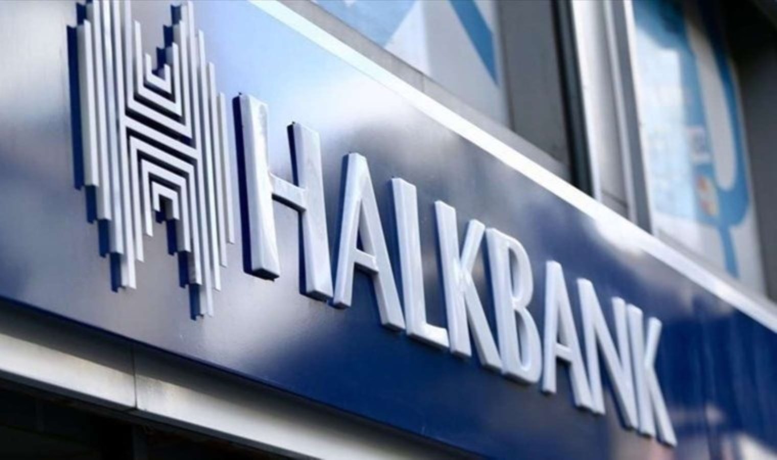 Halkbank’tan ‘suç örgütüne kredi verdi’ iddialarına ilişkin açıklama