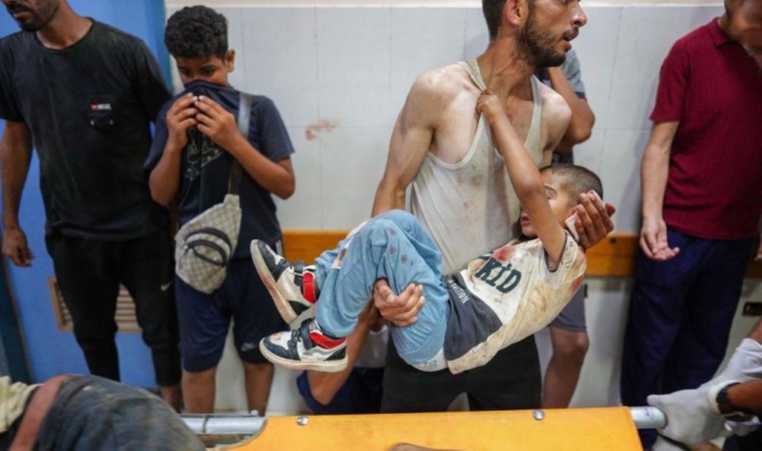 İsrail Gazze’de yine sivillerin sığındığı kampı vurdu: 29 ölü