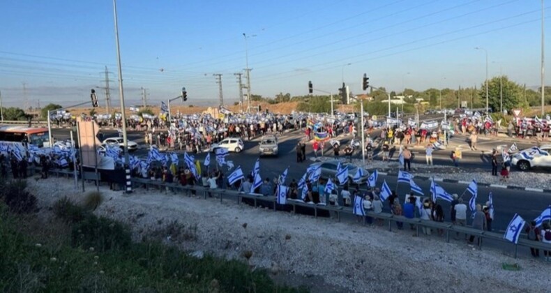 İsrail genelinde ‘erken seçim’ protestosu