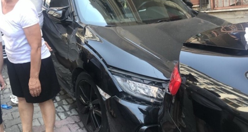 Kağıthane’de kontrolden çıkan otomobilden atladı