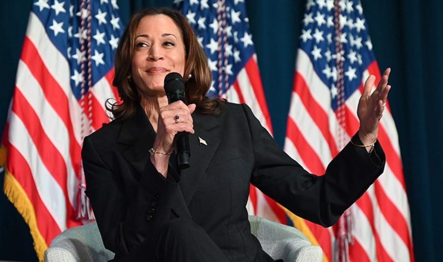 Kamala Harris’in 24 saatte kaç dolar bağış topladığı açıklandı