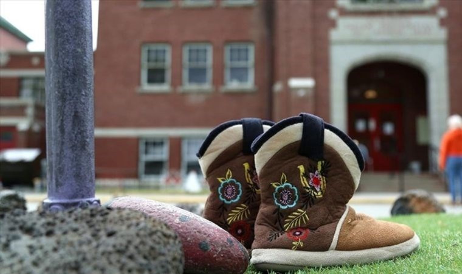 Kanada’da Katolik Kilisesi, cinsel istismar mağdurlarına yaklaşık 76 milyon dolar ödeyecek