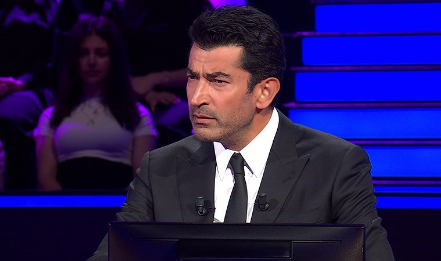 Kim Milyoner Olmak İster’de 300 bin TL’lik ‘Islahat Fermanı’ sorusu gündem oldu