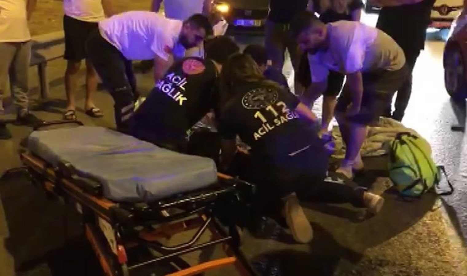 Maltepe D-100’de otomobil motosiklete çarptı: 1 ağır yaralı