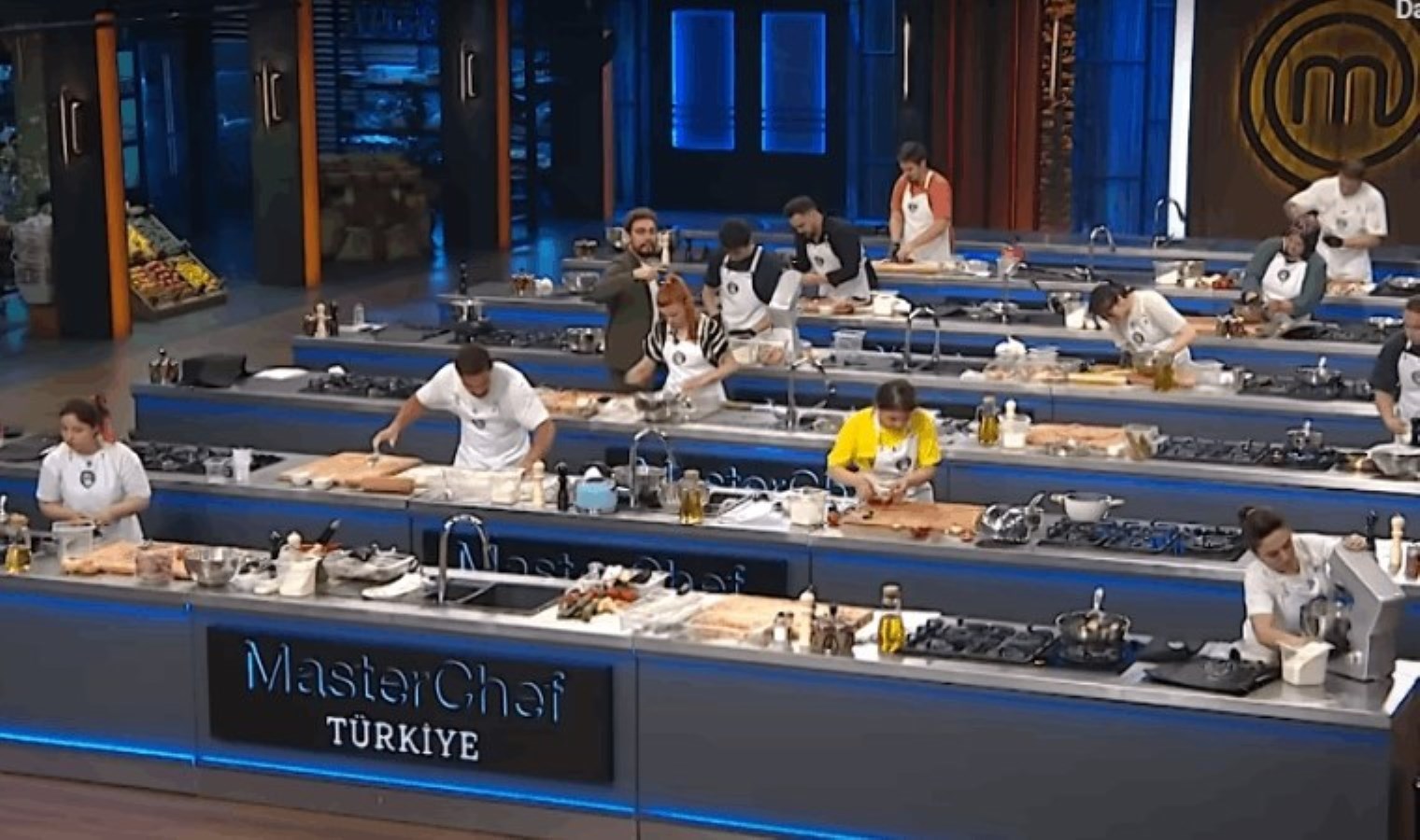 Masterchef ana kadronun ilk ismi kim oldu? Masterchef’te kim önlüğün sahibi oldu?