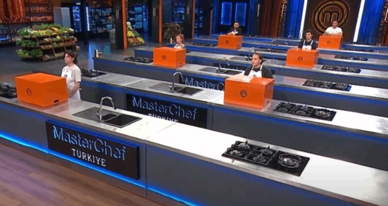 Masterchef’in ilk ismi belli oldu: Çift tadım yapsa da önlüğün sahibi oldu…