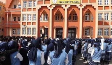 Meslek liselerini saf dışı bırakıp çocuk gelişimi de imam hatip konusu yapıldı