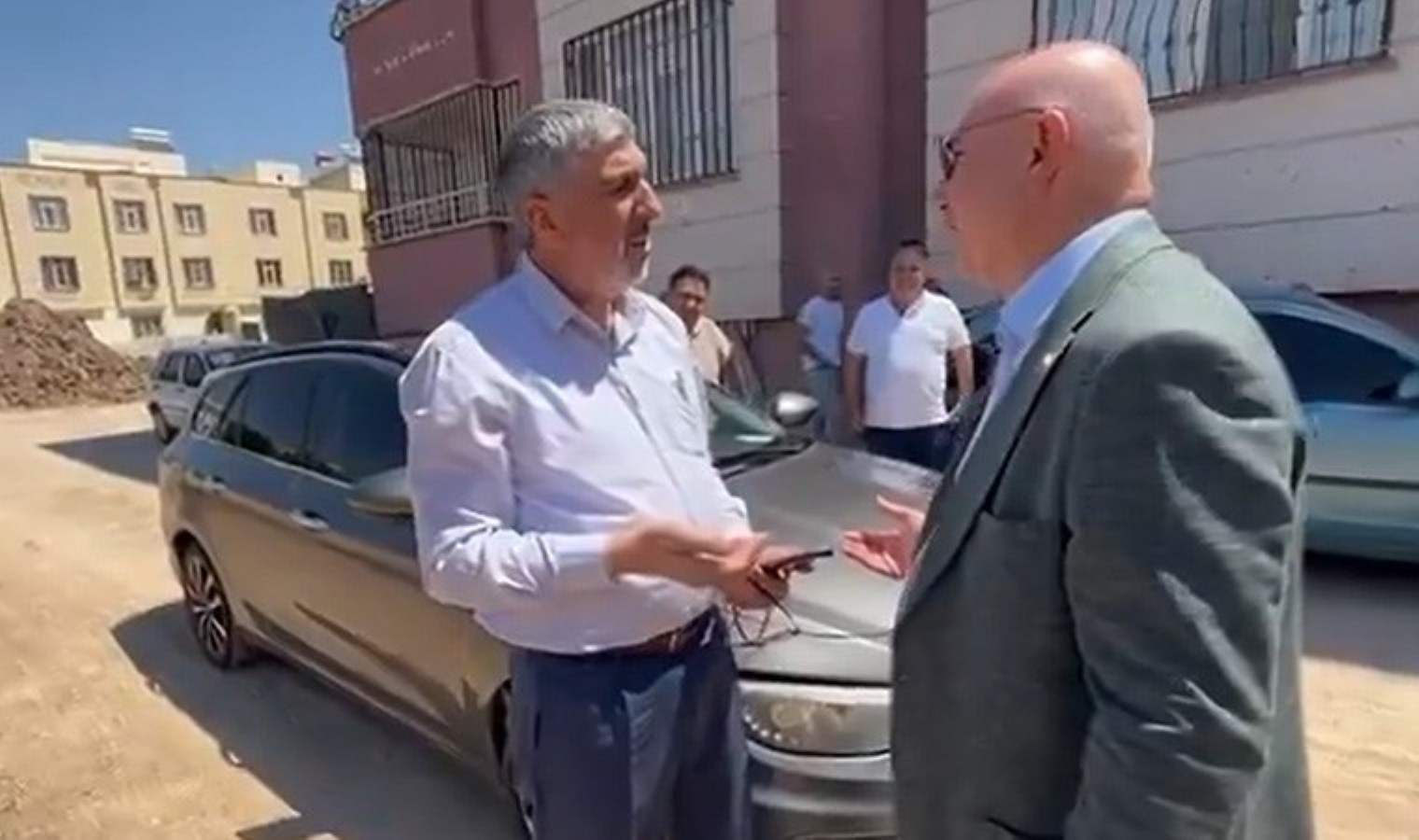 Müftü caminin yolunu bilmiyormuş: İl müftüsünden CHP’li Mahmut Tanal’a ‘Bana ne’ yanıtı