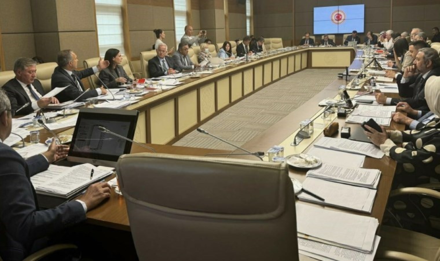 Öğretmenlik Mesleği Kanun Teklifi kabul edildi: Milli Eğitim Bakanı Yusuf Tekin görüşmelere katılmadı!