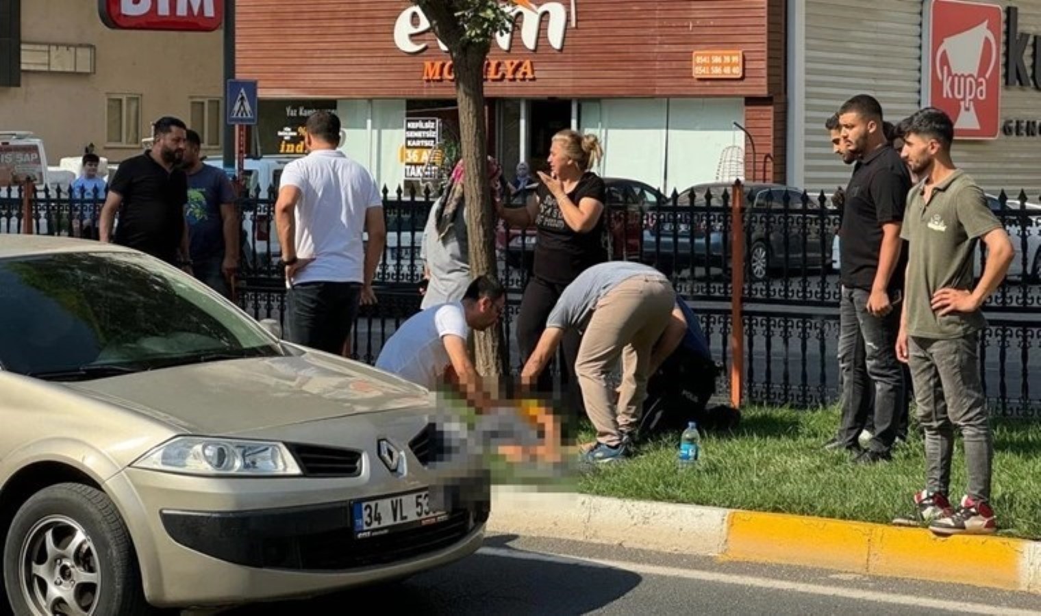 Otomobilin çarptığı Orhan Kemal’den acı haber