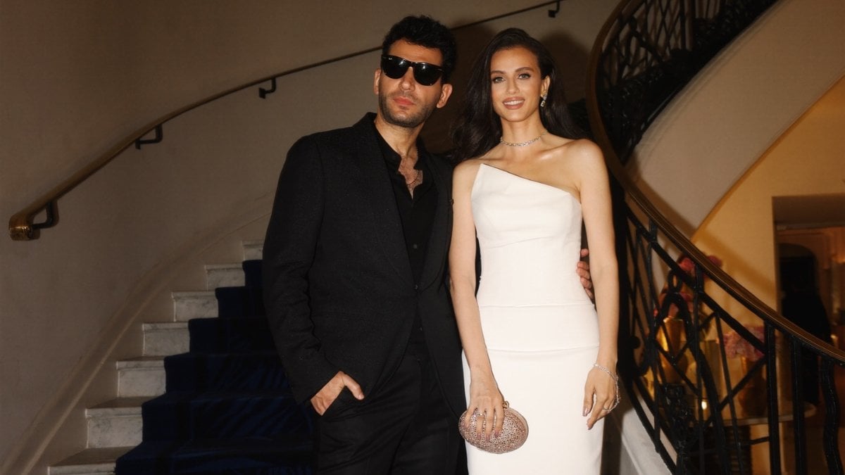 Oyuncu Murat Yıldırım, ailesiyle tatilde! Eşiyle jet ski’ye bindiği anları paylaştı