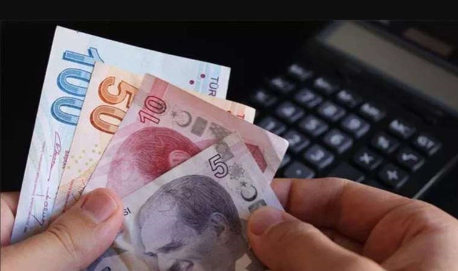 Özgür Karabat: “Hükümet topladığı vergileri harcarken özellikle emeklilere zalim bir tutum takınıyor”