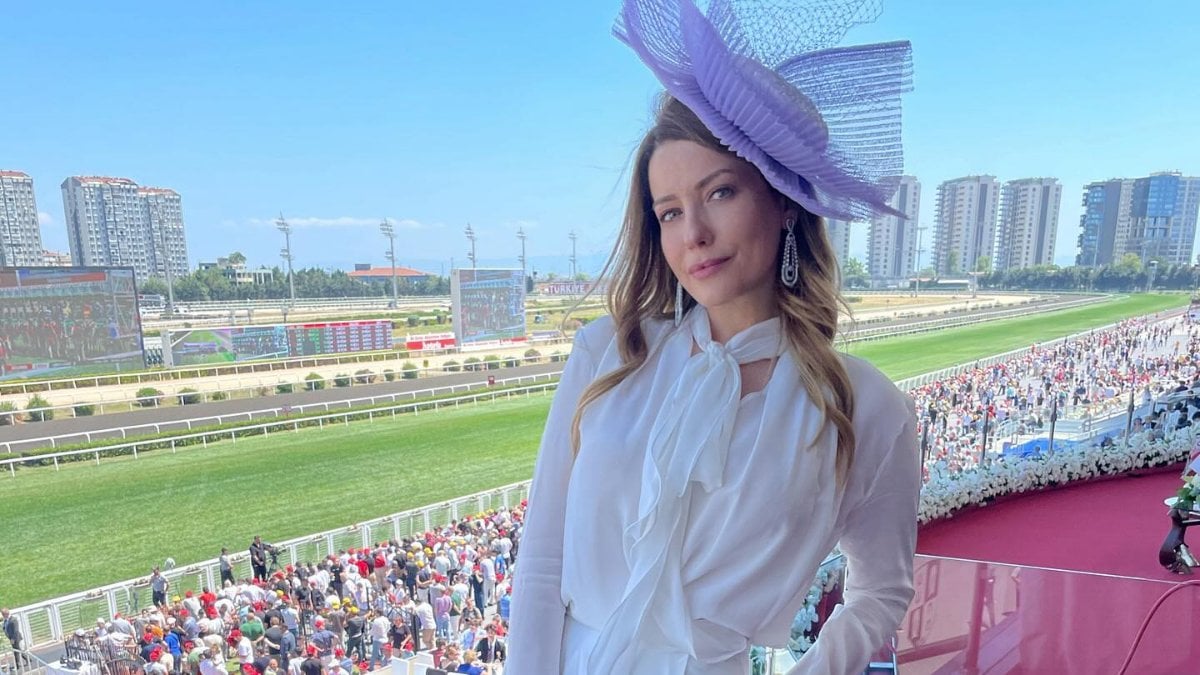 Sakla Beni’nin Fahrünisa’sı Sera Tokdemir 98. Gazi Koşusu’nda yere düştü! Son durumu hakkında bilgi verdi