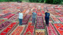 Tezgahta halıya ilk düğüm, tarlada son dokunuş kadınlardan