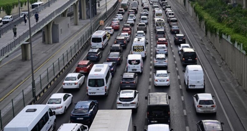 Trafiğe haziranda 198 bin 581 taşıtın kaydı yapıldı