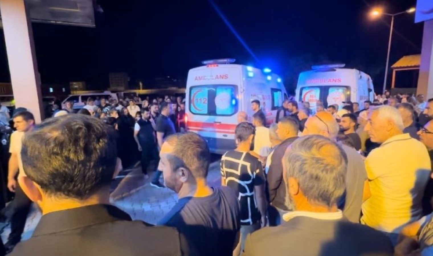 Yüksekova Ticaret ve Sanayi Odası Başkanı Timur Sevi’ye evinin önünde silahlı saldırı!