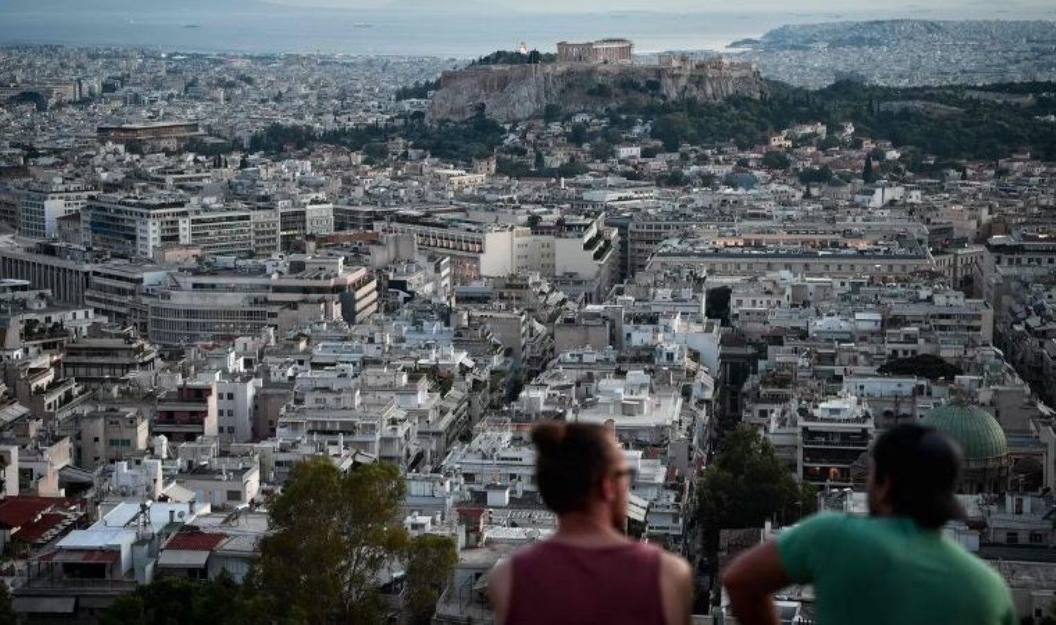 Yunanistan’dan ters köşe: Haftada altı gün çalışma düzenine geçildi