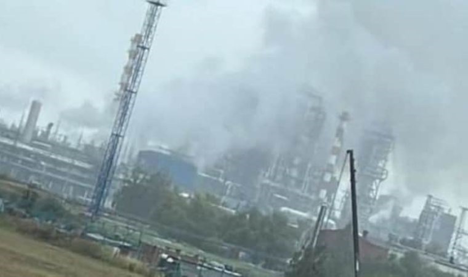2 kişi yaralandı… Rusya’nın Omsk kentindeki petrol rafinerisinde yangın çıktı