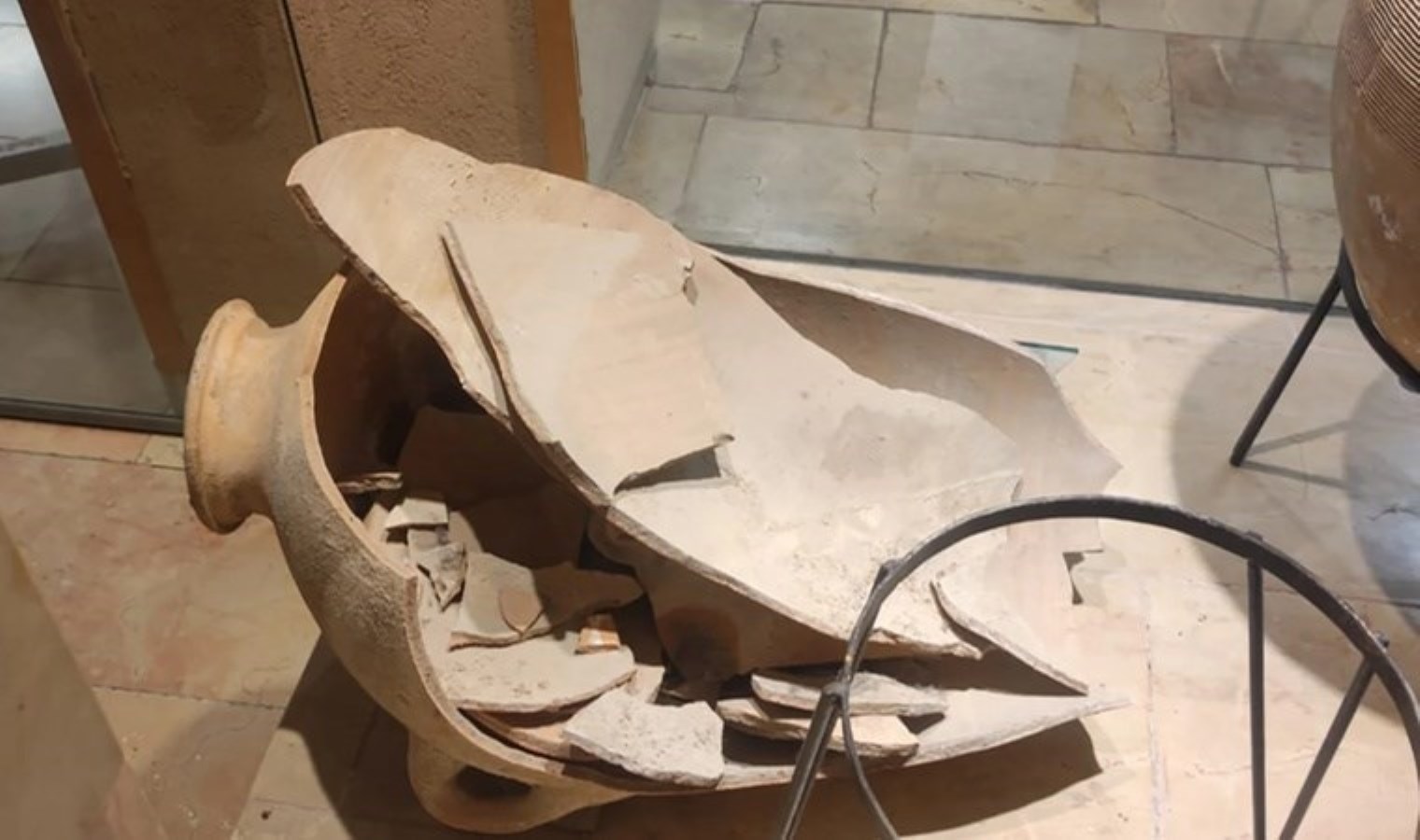 3 bin 500 yıllık eseri ‘kazara’ parçaladı: Ceza değil, ödül geldi