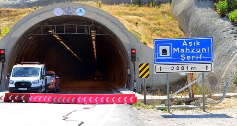 6 Şubat depreminde beton blokları oynayan tünel yeniden trafiğe kapatıldı