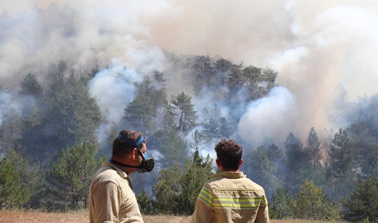Alevlerin ortasında kalan şefini kurtaran işçi: ‘Gitseydim, ömür uzunluğu vicdan azabı çekecektim’