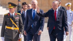 Anıtkabir’de yine Erdoğan sloganları: Bu kez kısa sürdü