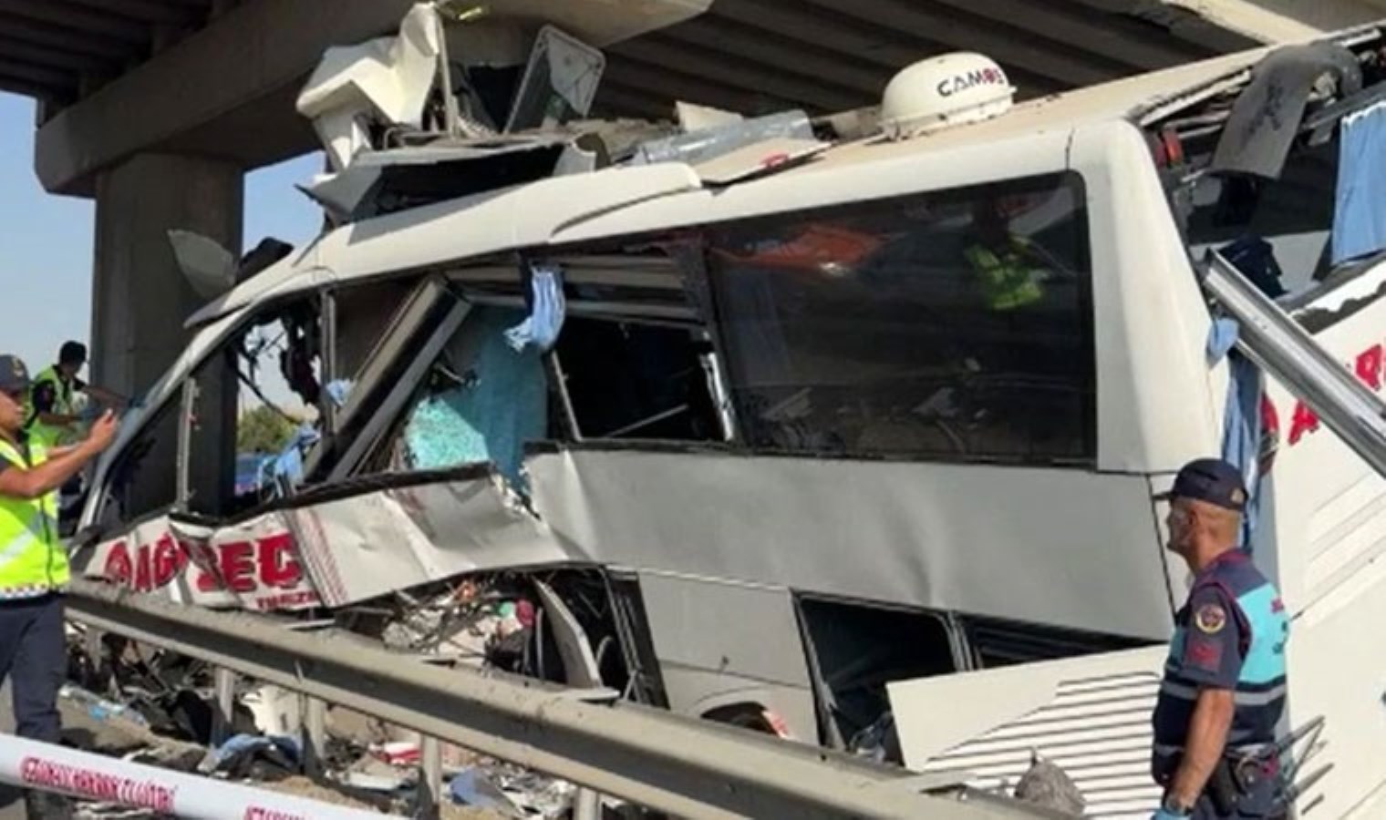 Ankara-Eskişehir Kara Yolunda Trajik Otobüs Kazası: 9 Ölü, 27 Yaralı