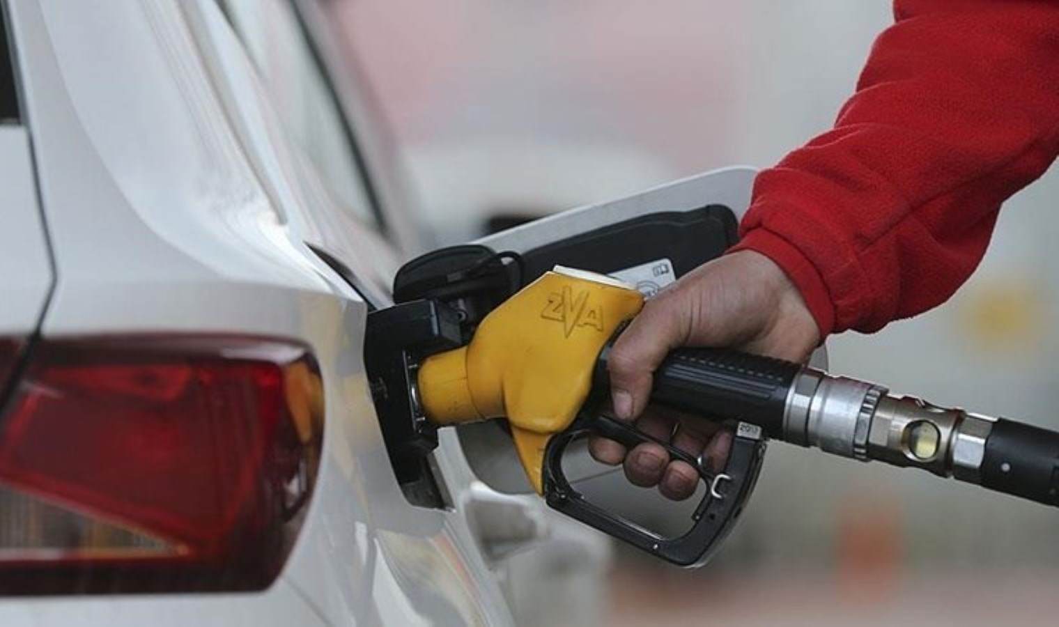 Araç sahipleri dikkat: Akaryakıta indirim geldi! 23 Ağustos 2024 şimdiki akaryakıt motorin ve LPG fiyatları…