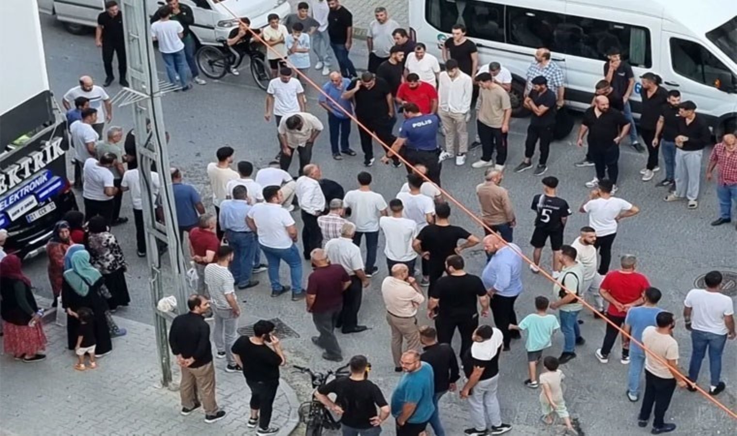 Arnavutköy’deki silahlı saldırıda 1 kişi öldü