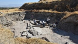 Arslantepe Höyüğü’nde 7 bin yıllık hayvan figürlü mühürler bulundu