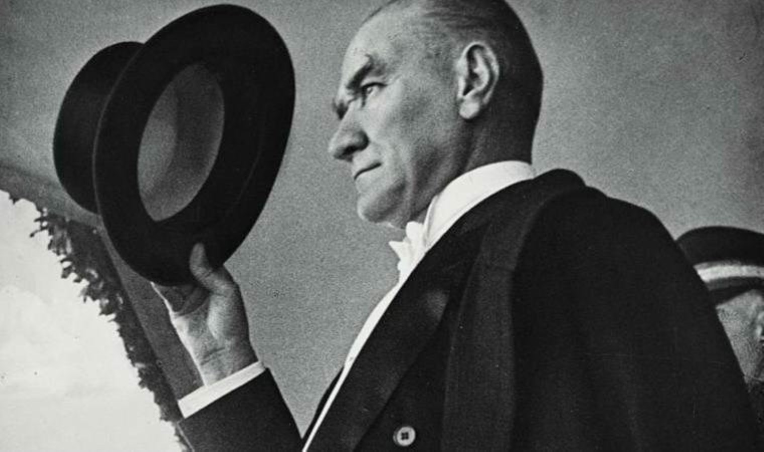 Atatürk anketi yeniden gündemde: ‘Halk Gazi’nin kıymetini biliyor’