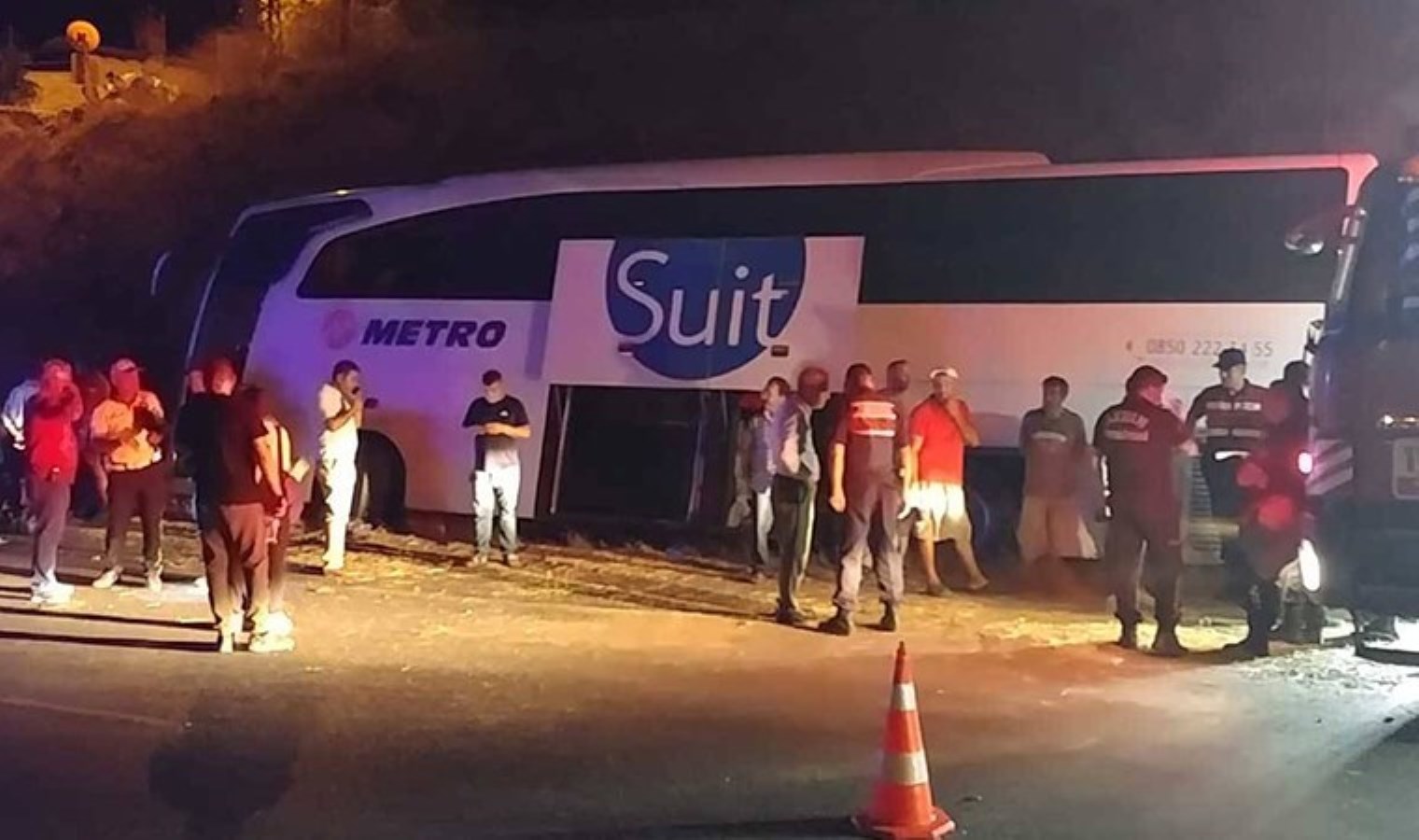 Aydın’da denetimden çıkan yolcu otobüsü yan yattı: 1 meyyit, 10 yaralı