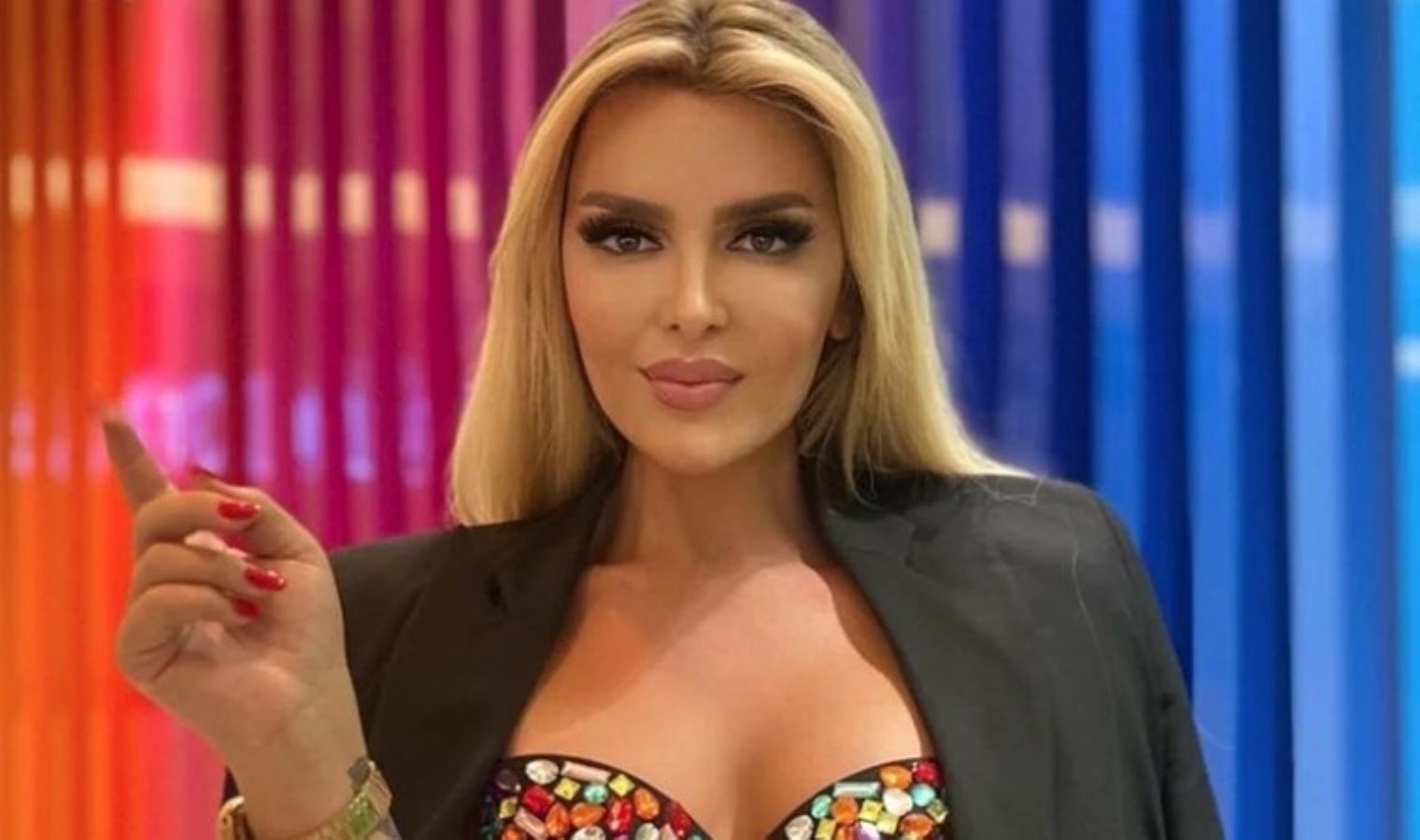 Bakanlıktan Selin Ciğerci’nin evlat edindiği argümanına karşılık