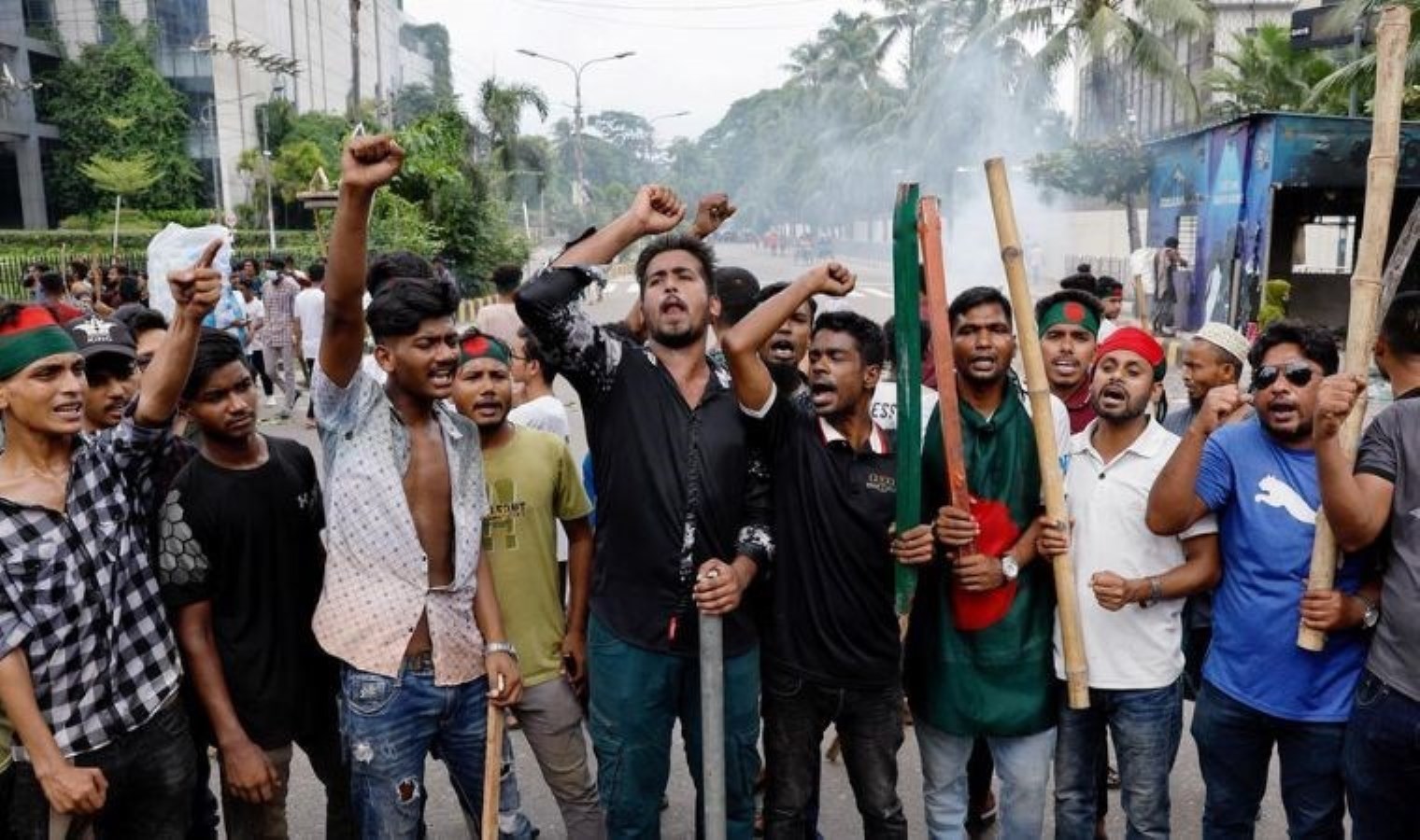 Bangladeş’teki Polis Gösterileri ve Geçici Hükümet Anlaşması