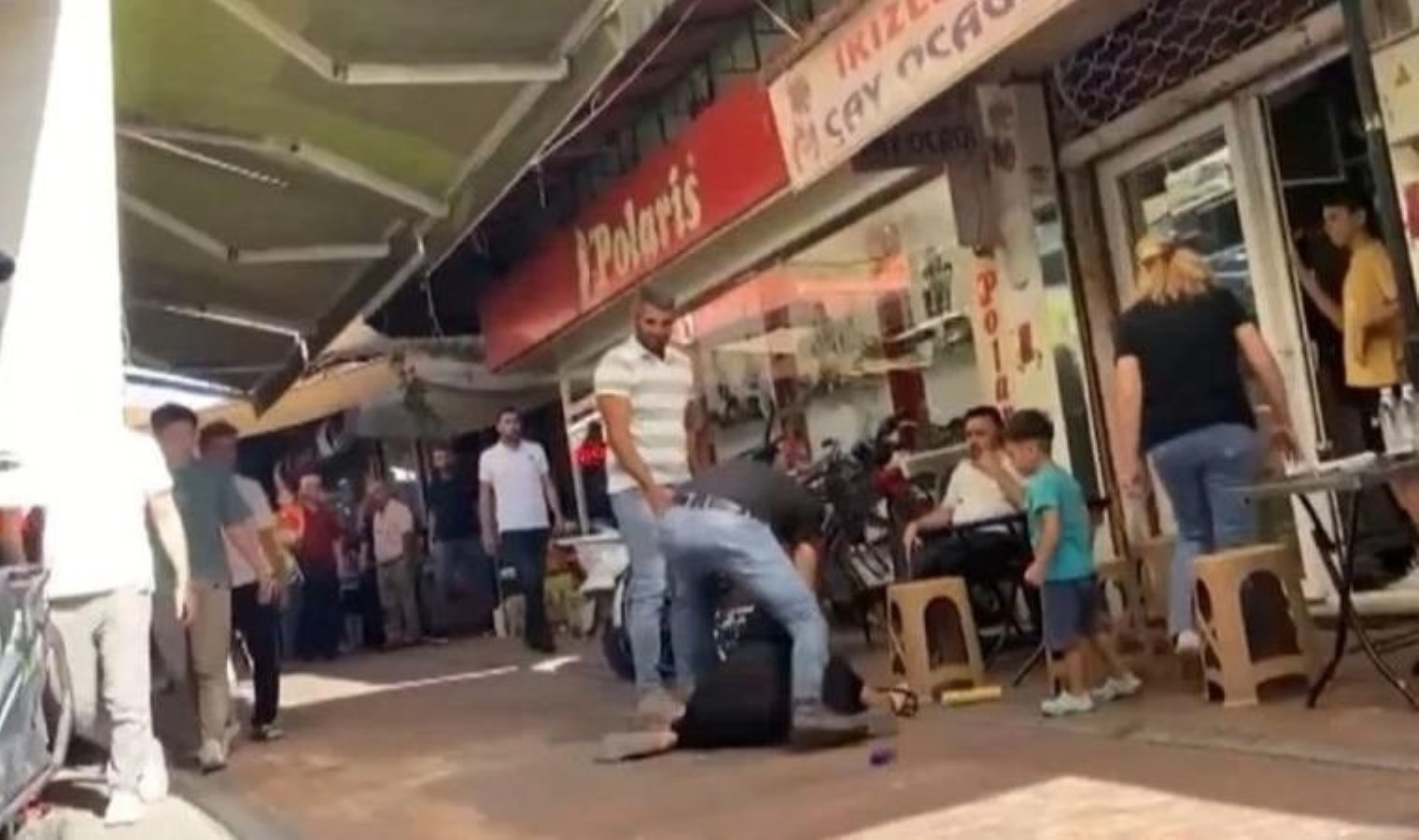 Bayana şiddete müdahale etmediği için eleştirilmişti: Engelli çıktı