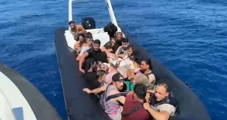 Bodrum’da 21 kaçak göçmen ile 2 göçmen kaçakçısı yakalandı