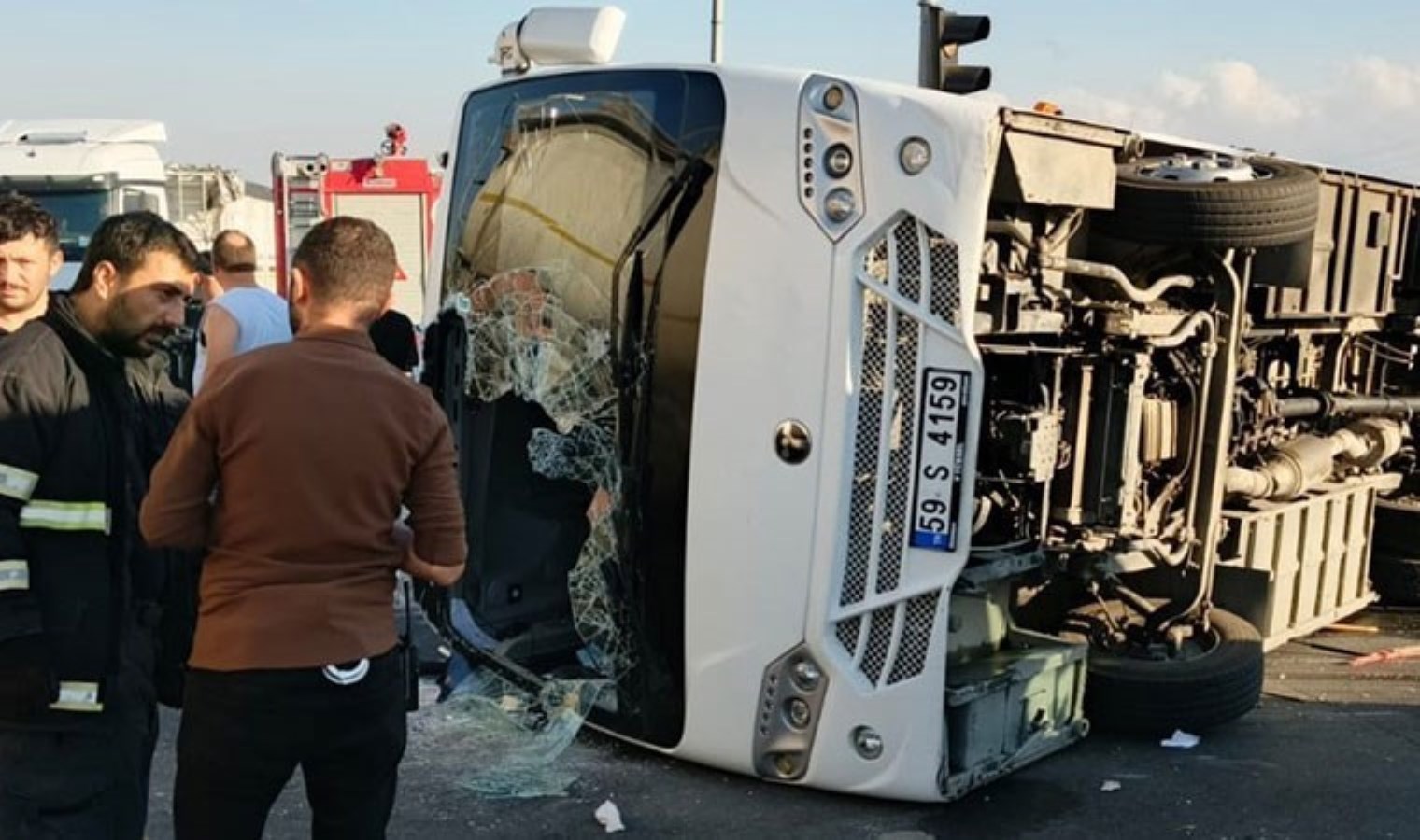 Edirne İstikametinde TIR Kazası: Trafik Sıkışıklığı