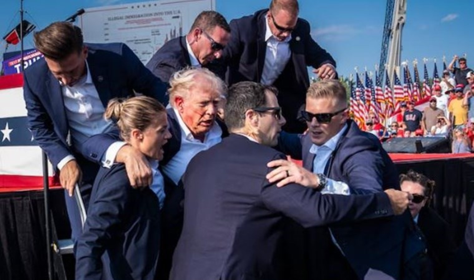 Eski ABD Başkanı Trump’a suikast girişimi sırasında görevli Gizli Servis çalışanlarına disiplin cezası