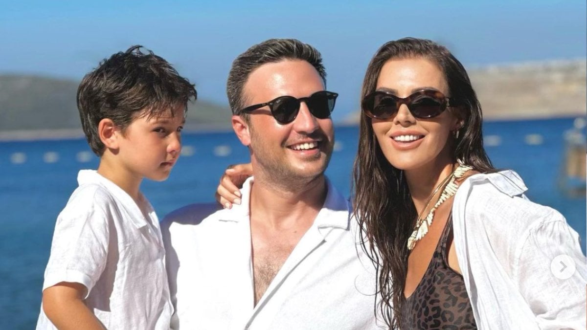 Filiz Akın’a Hatice Şendil ve Burak Sağyaşar’dan Sürpriz Ziyaret