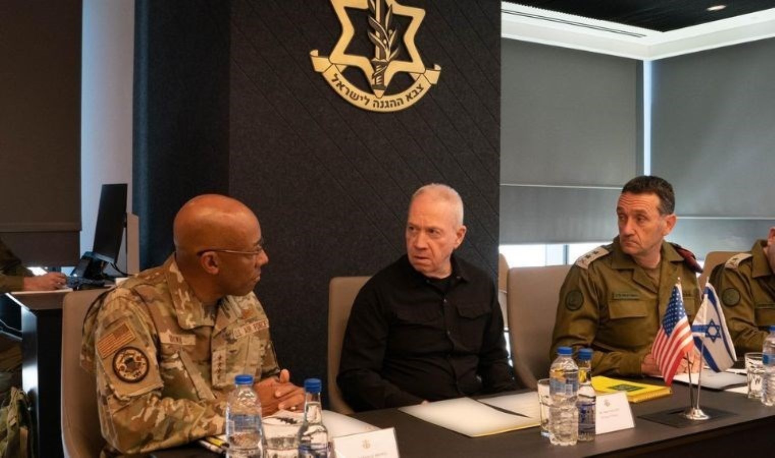 Gallant ve Brown’dan ortak mesaj: ‘Hizbullah’la iş henüz bitmedi…’