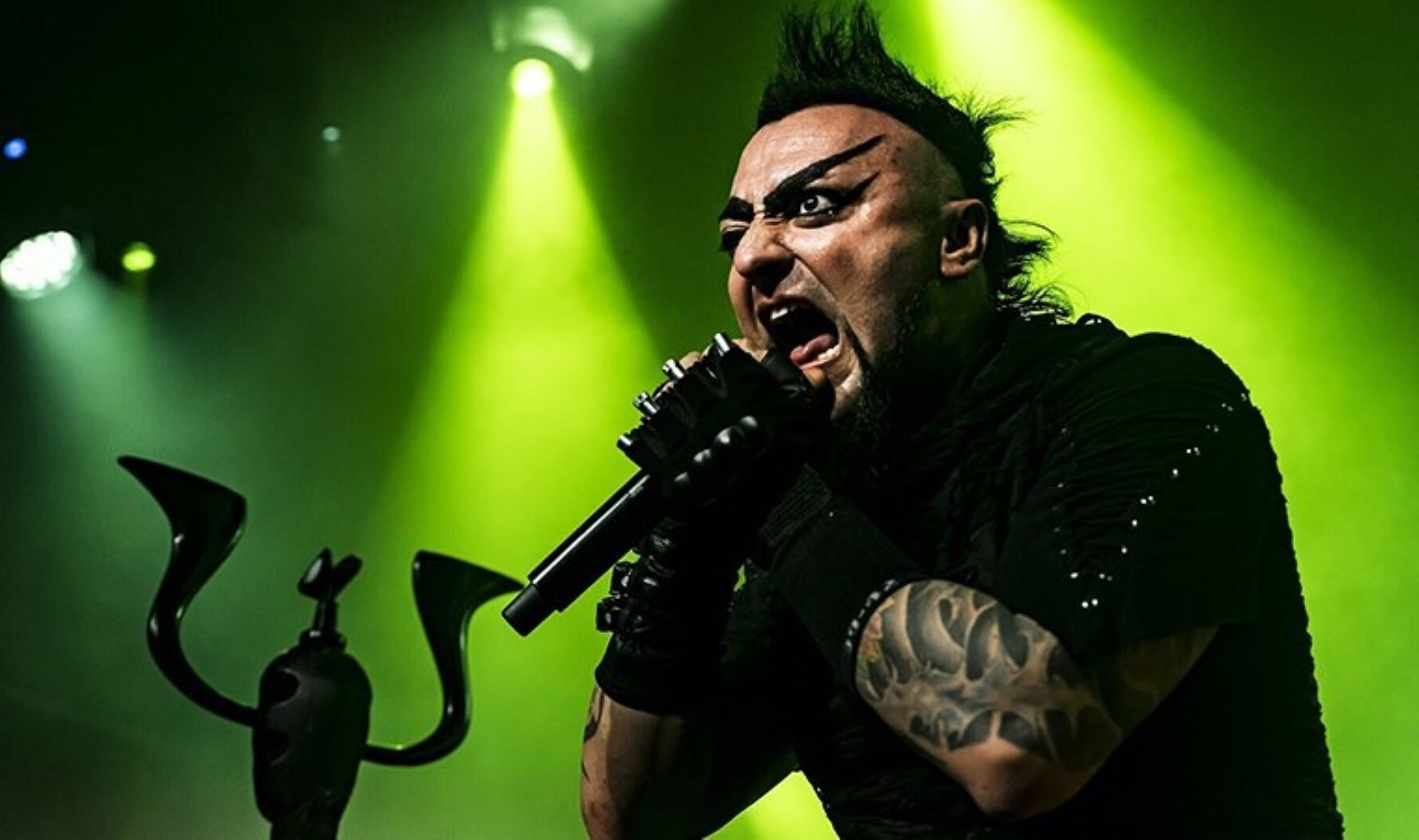 Hayko Cepkin Harbiye konserini erteledi: Nedenini açıkladı