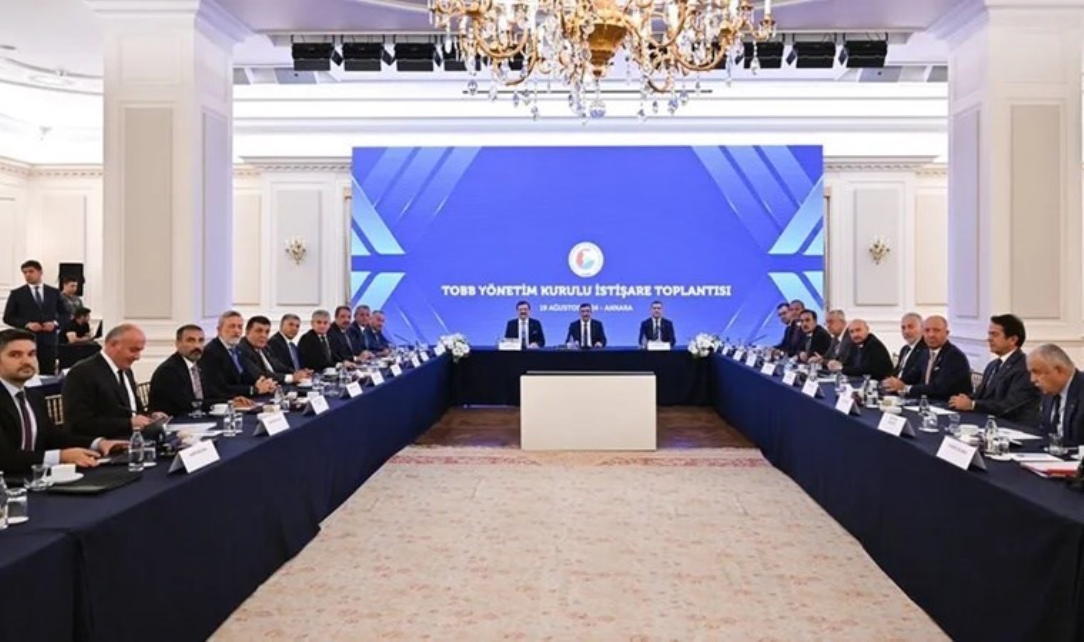 İş dünyası hükümete sıkıntılarını anlattı