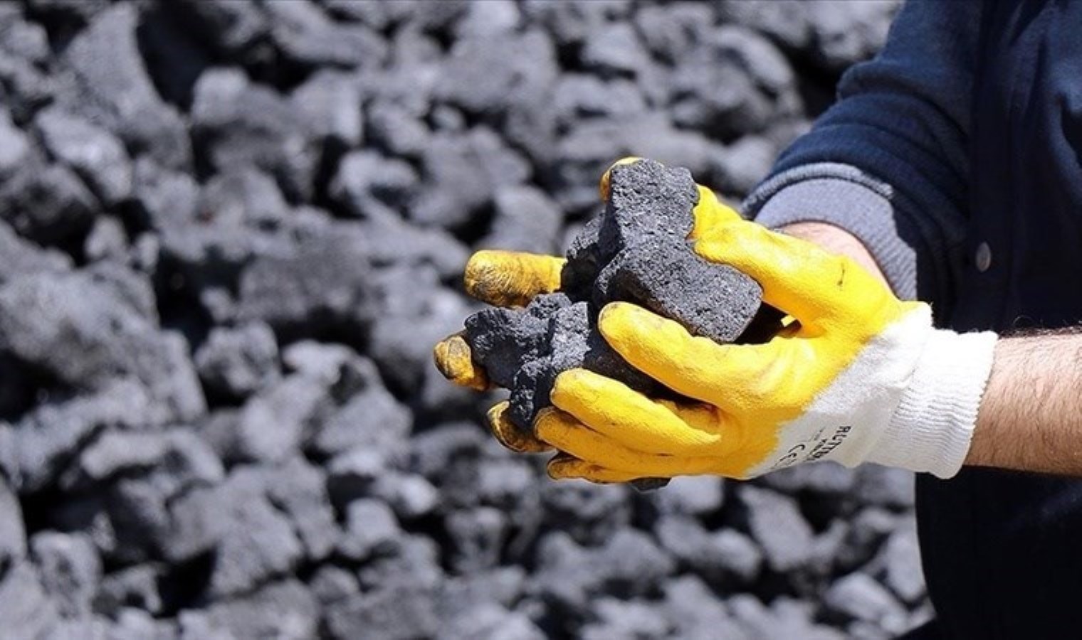 İsrail’e kömür ihracatını durdurdu: ‘Çocukları öldürmek için…’